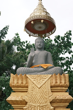上座部仏教がカンボジアの国教