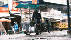 バゲット売りの青年