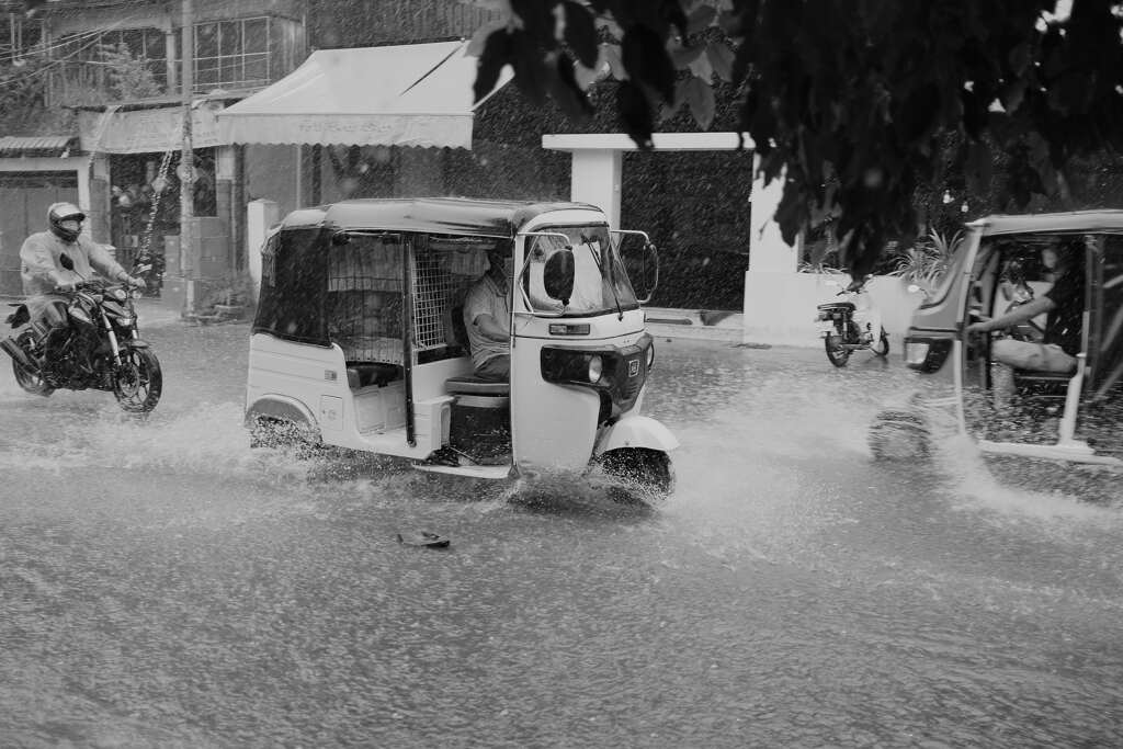 モノクロ練習３