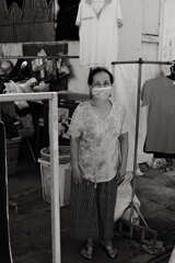 市場の女性達　洗濯屋さん