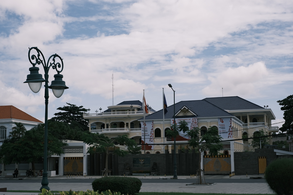 French Coronial 　インドネシア大使館　（恐らくオランダ建築様式）