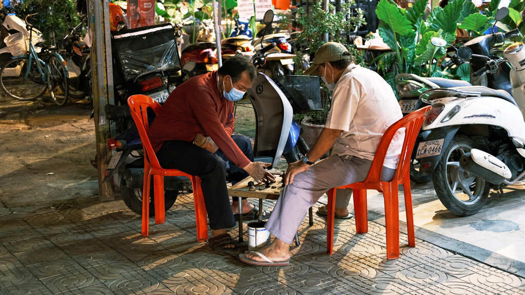 短いプノンペンの夜