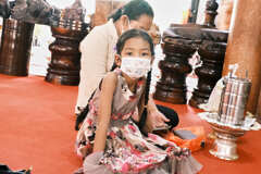 幼い子供もお寺通い