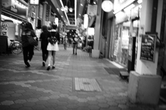 夜散歩はじめました