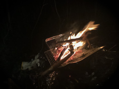 キャンプの焚火