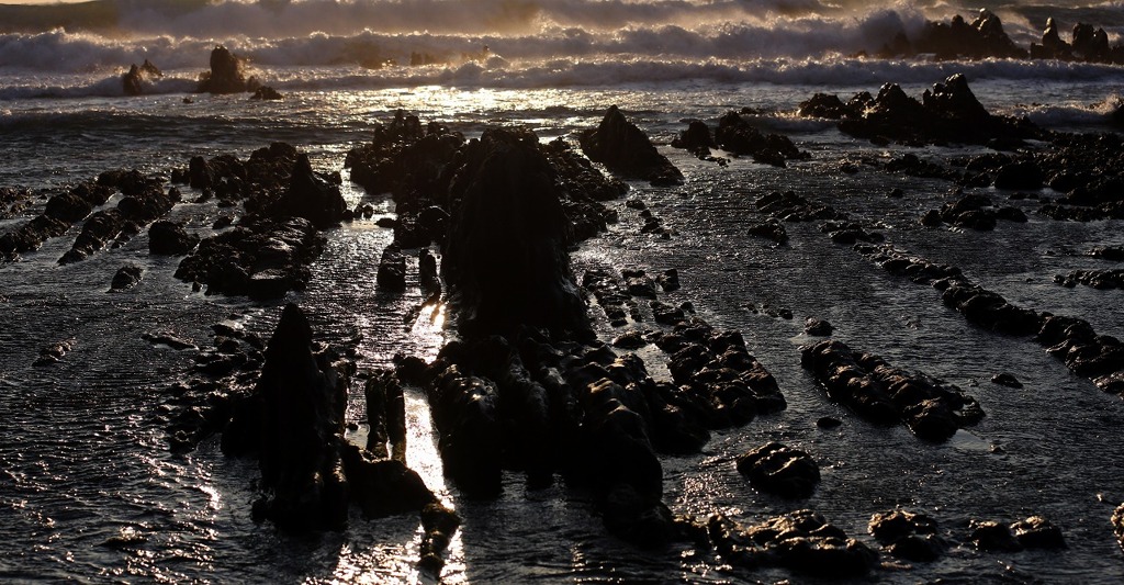 鉛模様･･･根本海岸冬景色