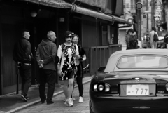 ぶらり京都･･･サングラスとスポーツカー