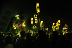 祭りは夜へ