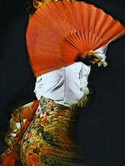 オレンジ色の扇子