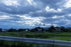 雲の切れ間と...
