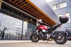 クシタニとCB 1000R