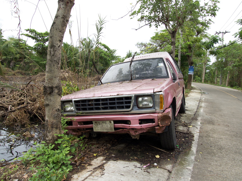被写体になる為に時を過ごした車。
