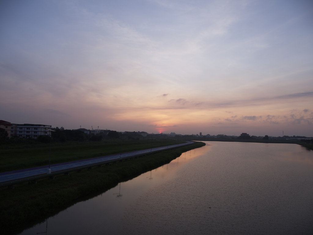 日の出の瞬間はあっという間と学ぶ瞬間。