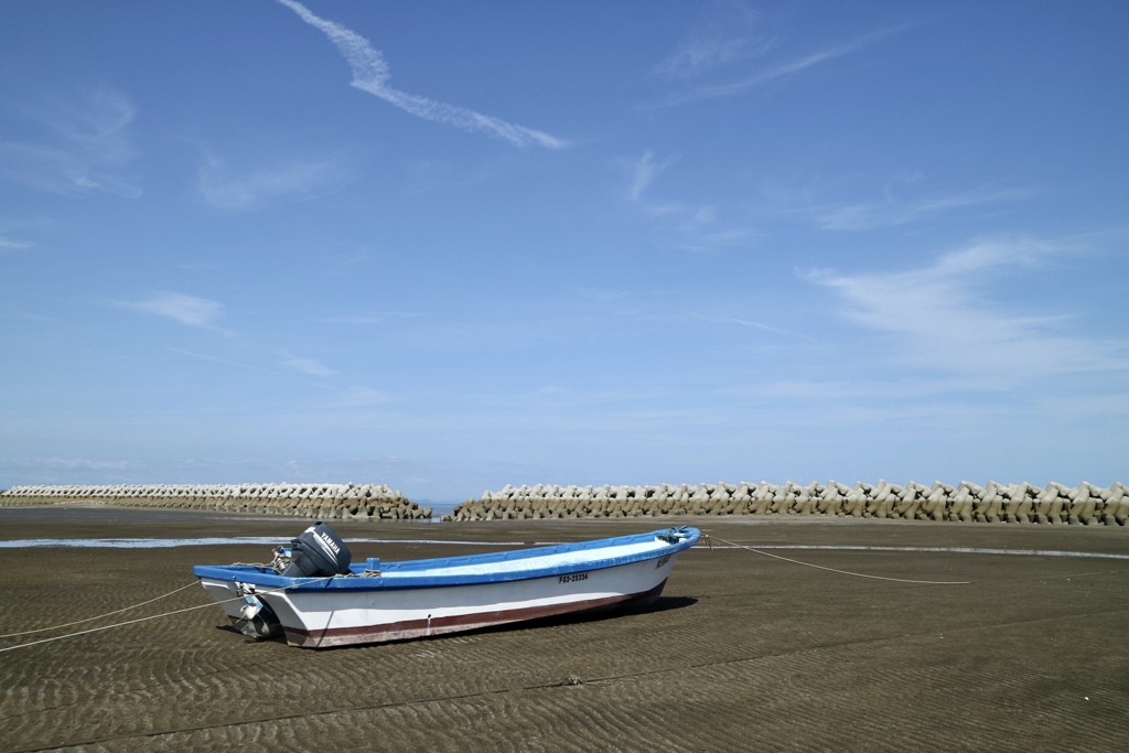 空と海。そして船。