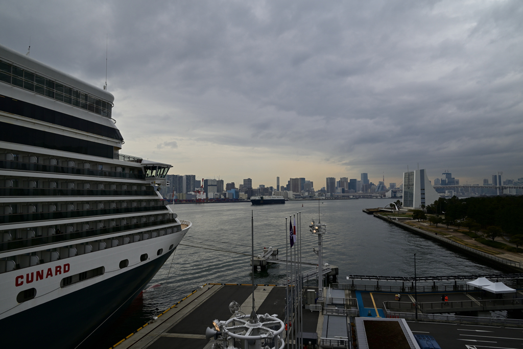 Welcome to Tokyo Queen Elizabeth