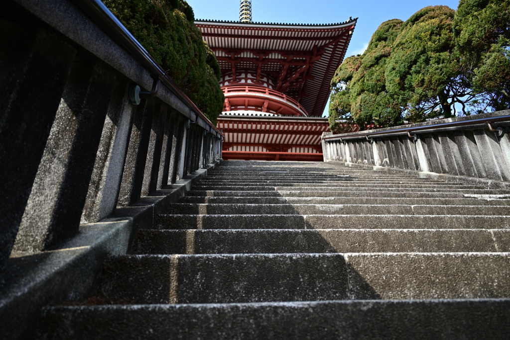 塔へとつづく階段