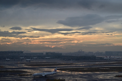 雨上がりの羽田空港