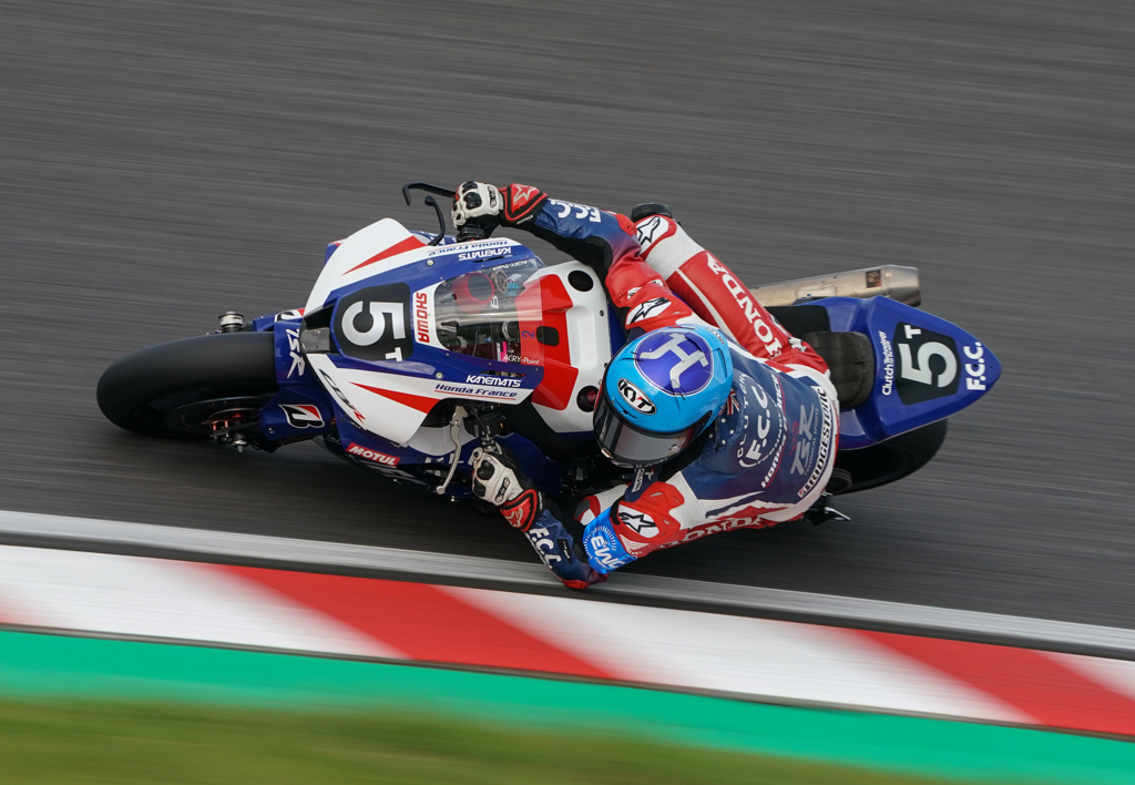 8耐予選