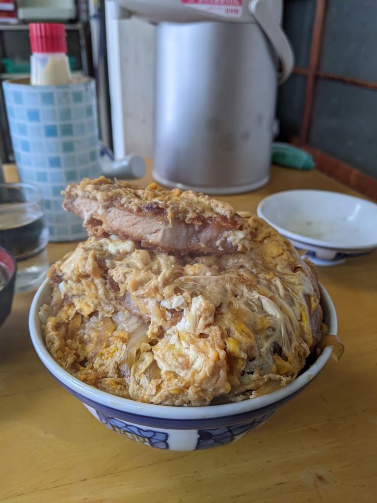 みたか食堂 カツ丼 普通盛り②