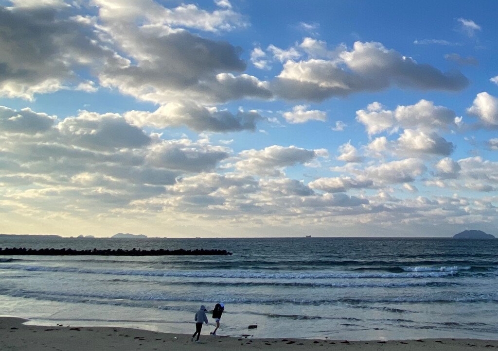 師走の海水浴場-2