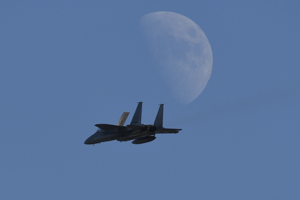 F-15J_928_moon