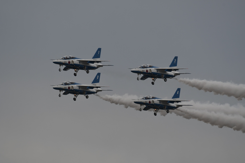 BlueImpulse_in_Komatsu