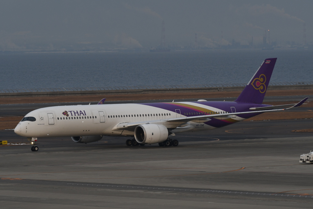 THAI_Airways