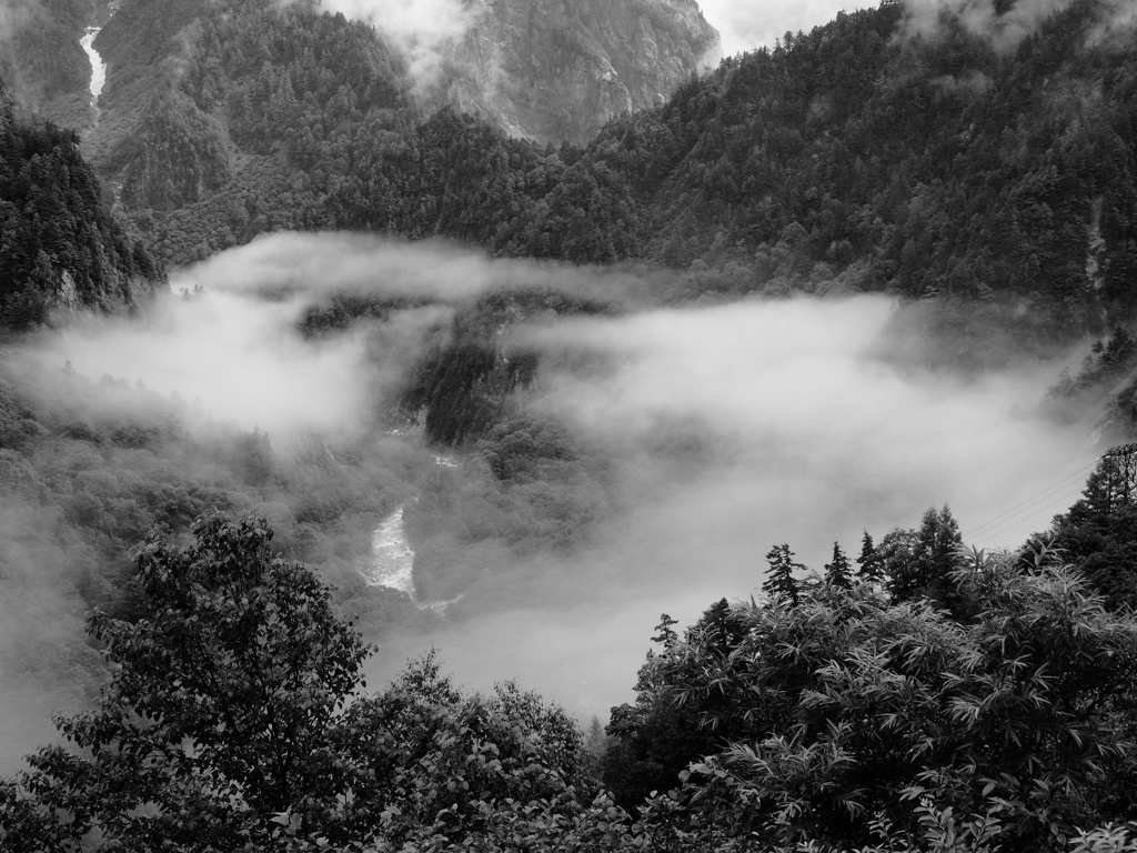 深山