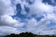 その先に白い雲