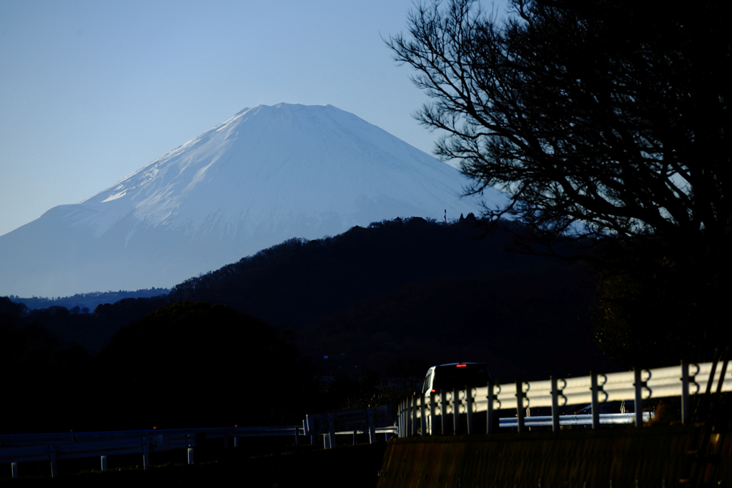 迫り来る富士山