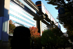 昭和記念公園近くのモノレール