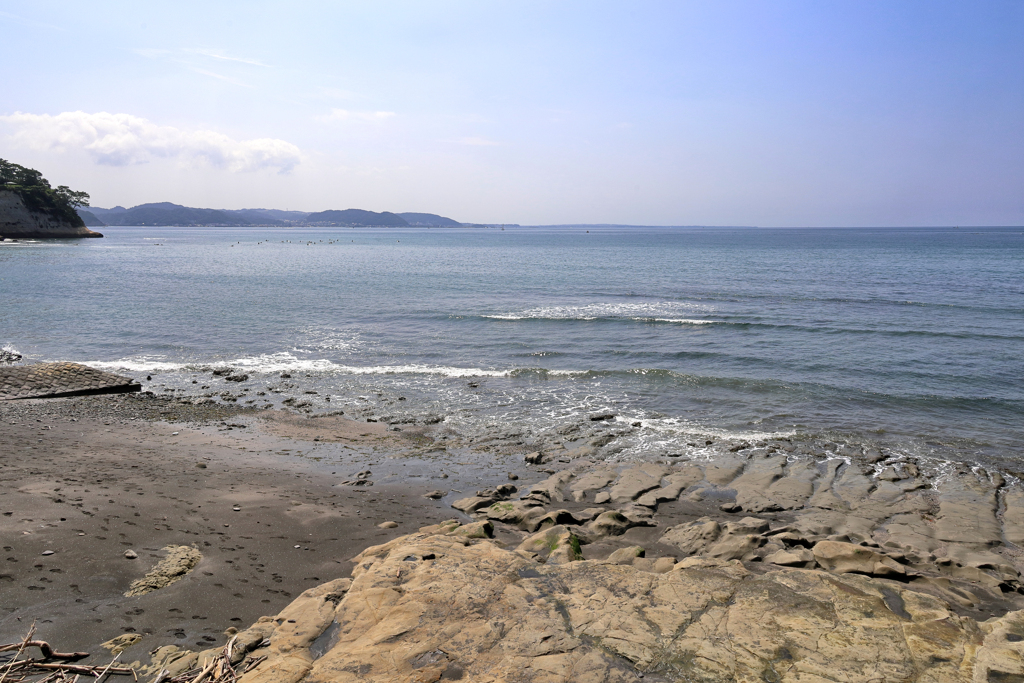 岩場と波打ち際