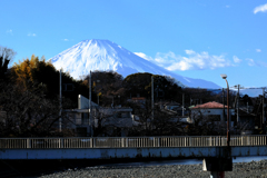 街中の富士山