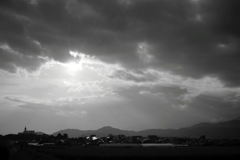 モノクロの光芒