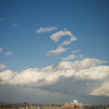 煙を吐き出す雲
