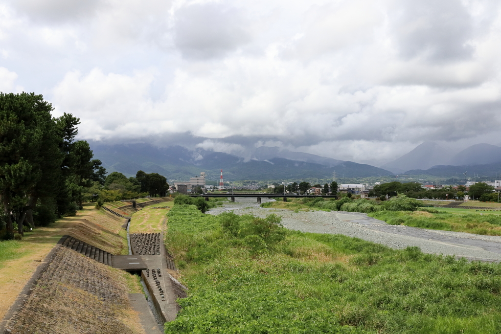 干上がった川音川（かわおとがわ）