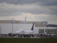 Lufthansa B747-8