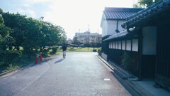 家屋と道