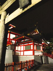 歌舞伎町の神社