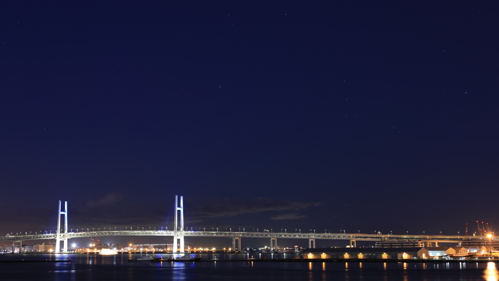 横浜ベイブリッジ