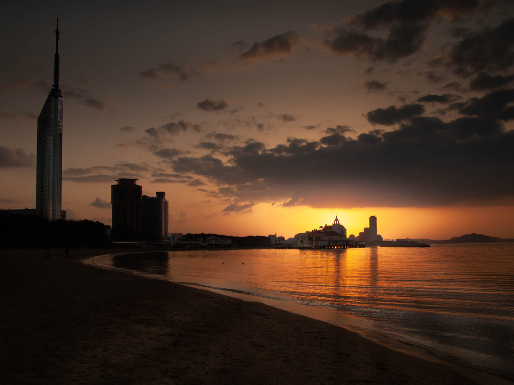 夕陽とタワー