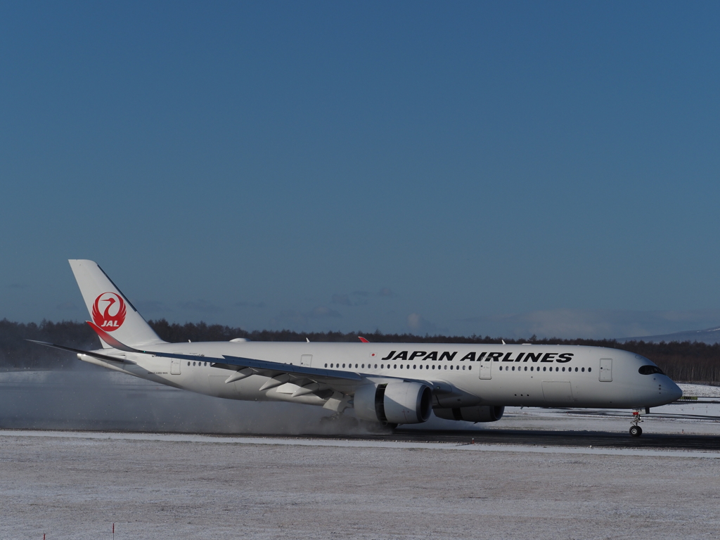 A350