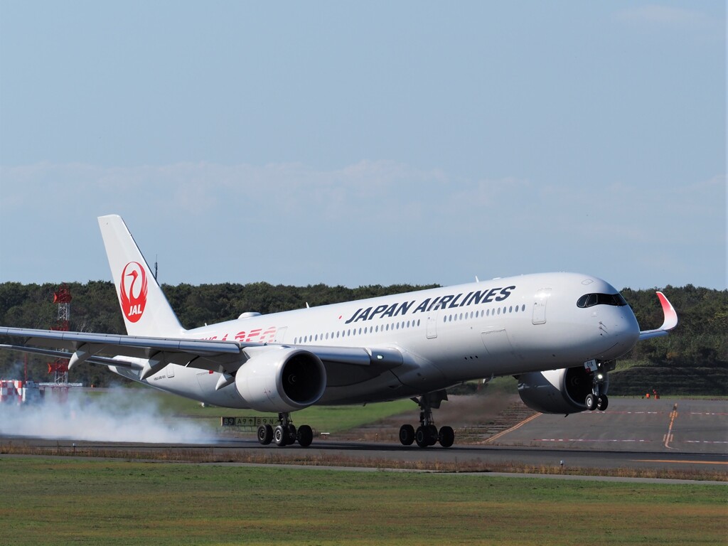 A350