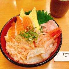 活魚の北海丼