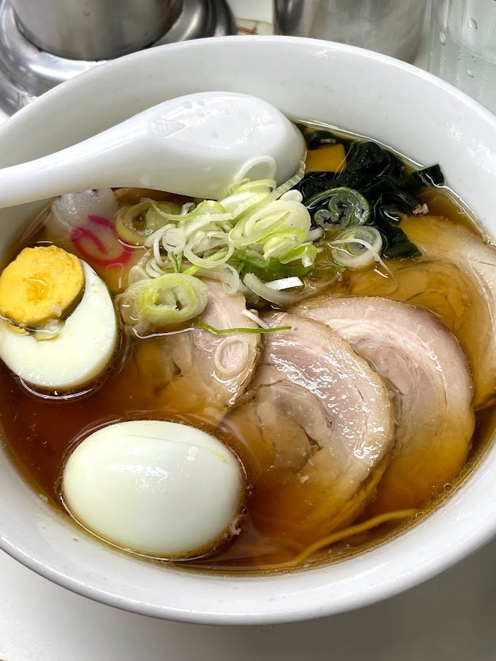 佐々木一伸のどこかの駅のホームのチャーシュー麺