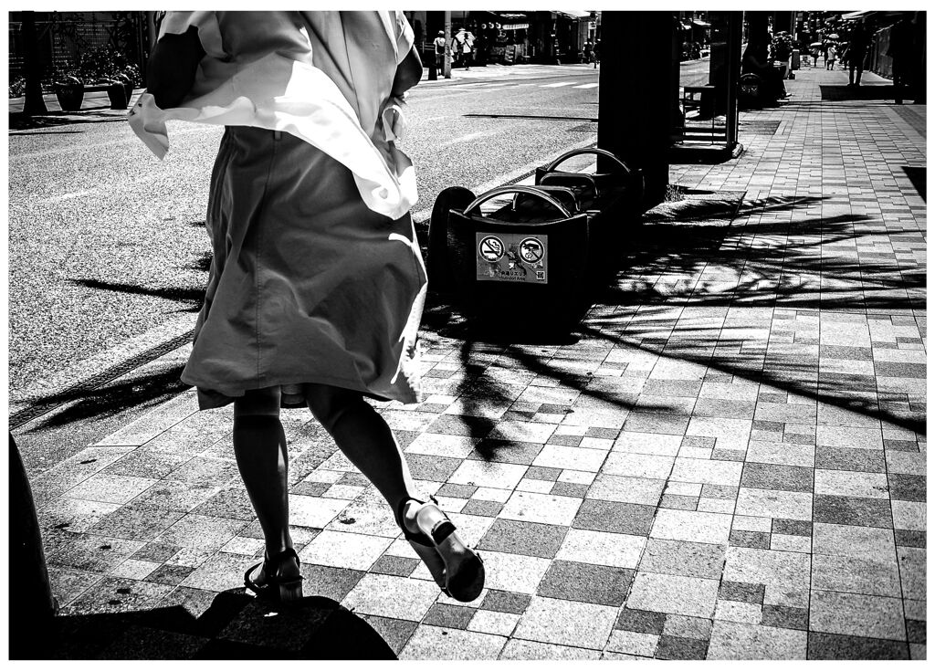 monochrome