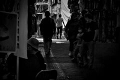 monochrome