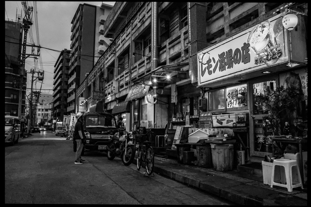 monochrome