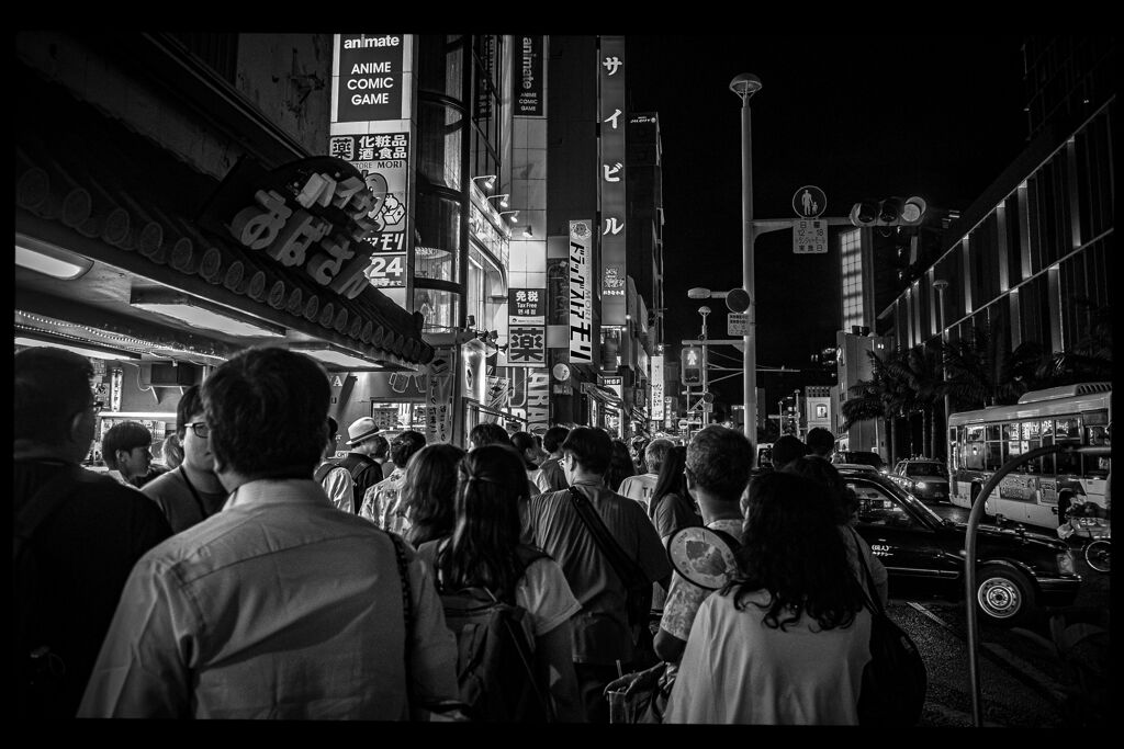 monochrome