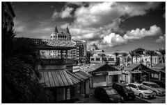 monochrome